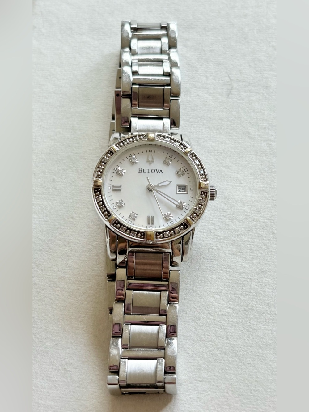 Vintage Bulova Women’s Diamond Two-Tone Silver and Gold 96R105 Bracelet Watches - Picture 5 of 15